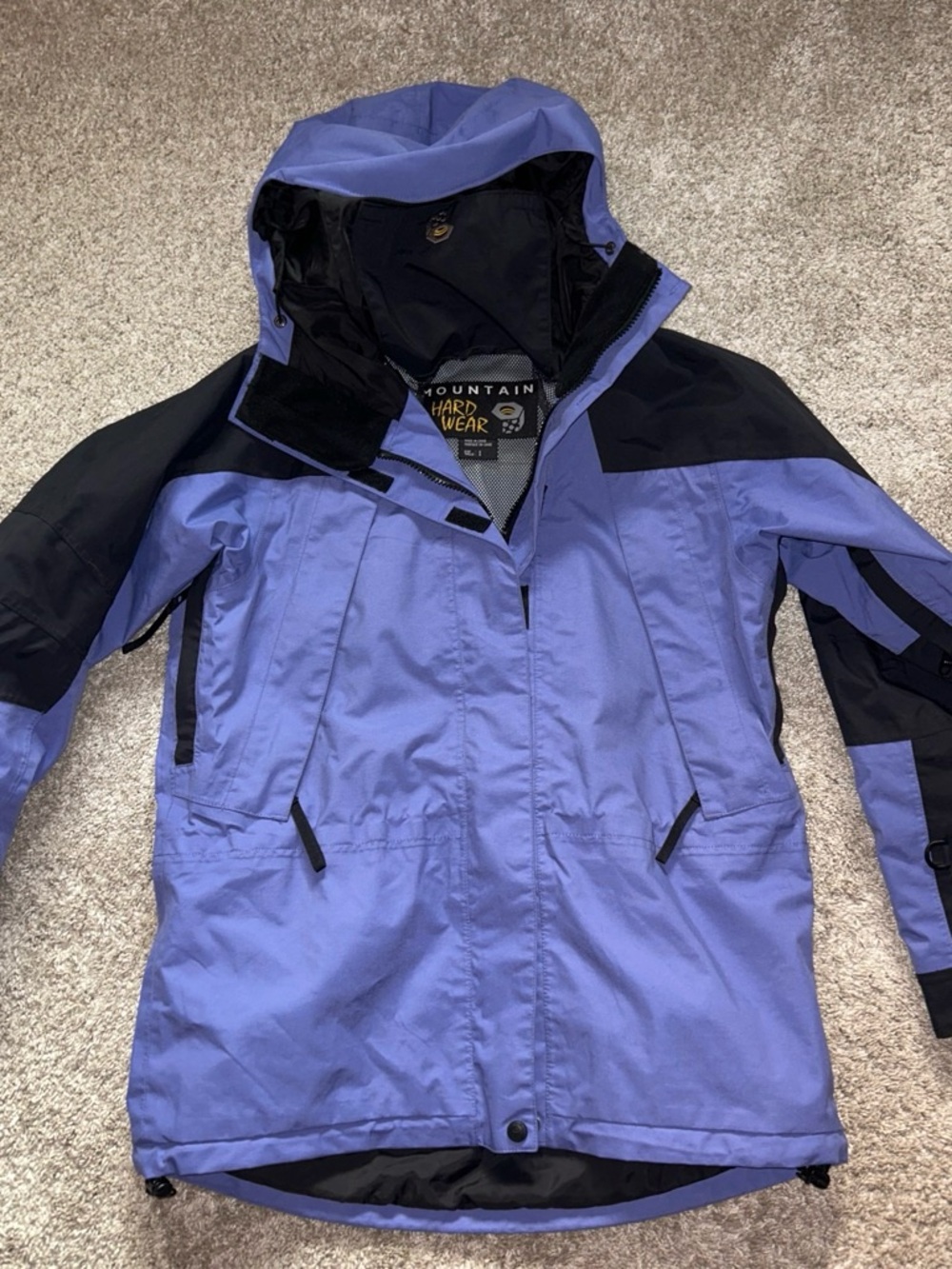 Mountain Hardwear Purple and Black Women's Ski Jacket